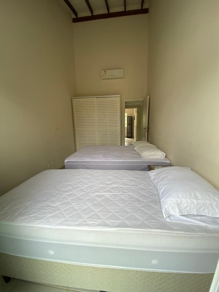 غرفة النوم 2