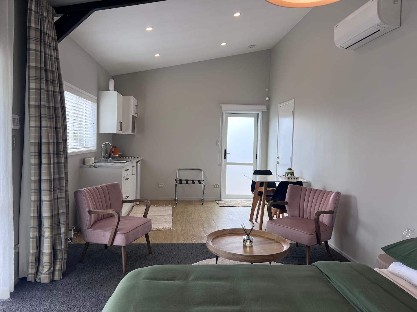 Clevedon Valley Guest House 4