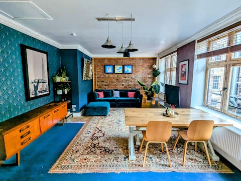 Top Airbnb: City Centre Mews House in Glasgow