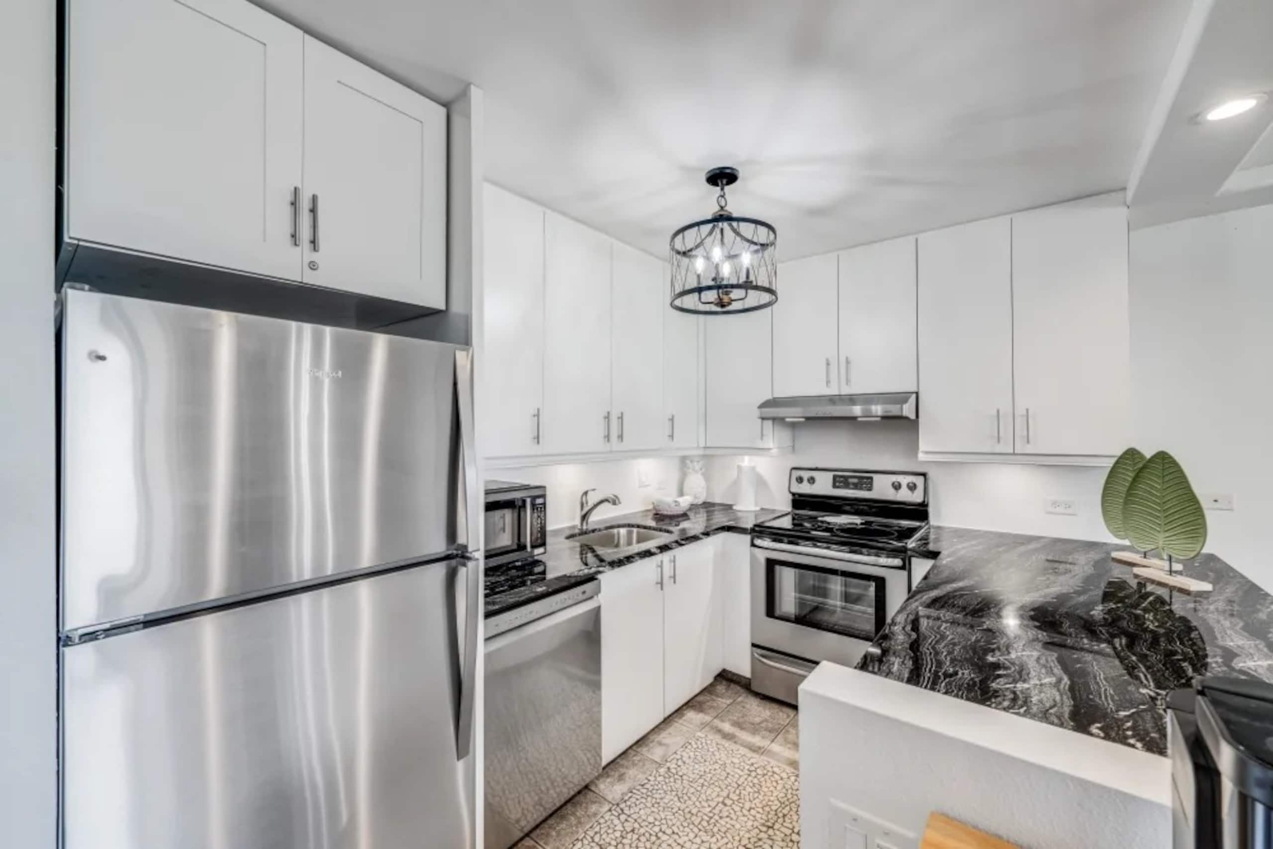 Condo in KIHEI · ★4.75 · Studio · No bathroom - Image 1