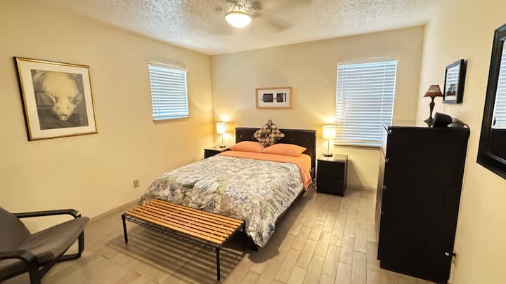 Centro Cómodo, Tranquilo Y Espacioso Apartamento De 3 Dormitorios - San Antonio