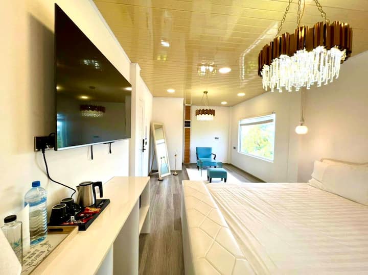 საძინებელი 8