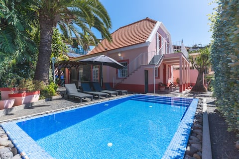 Casa dos Francelhos by Atlantic Holiday