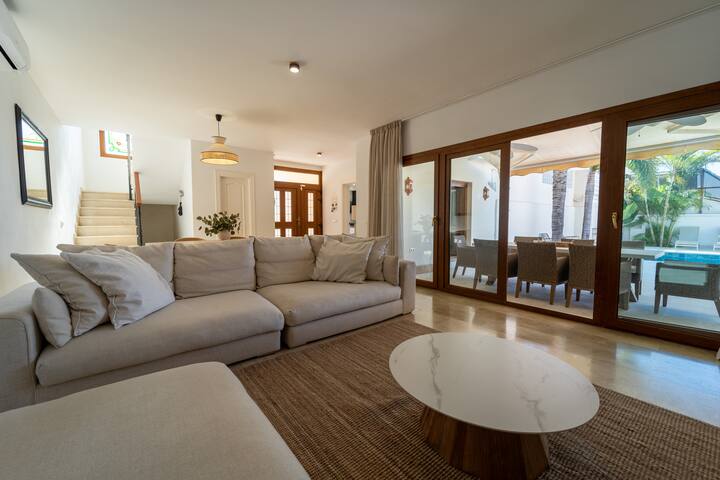 Beach Town Villa, Private Pool, Playa At 300 M - Benalmádena
