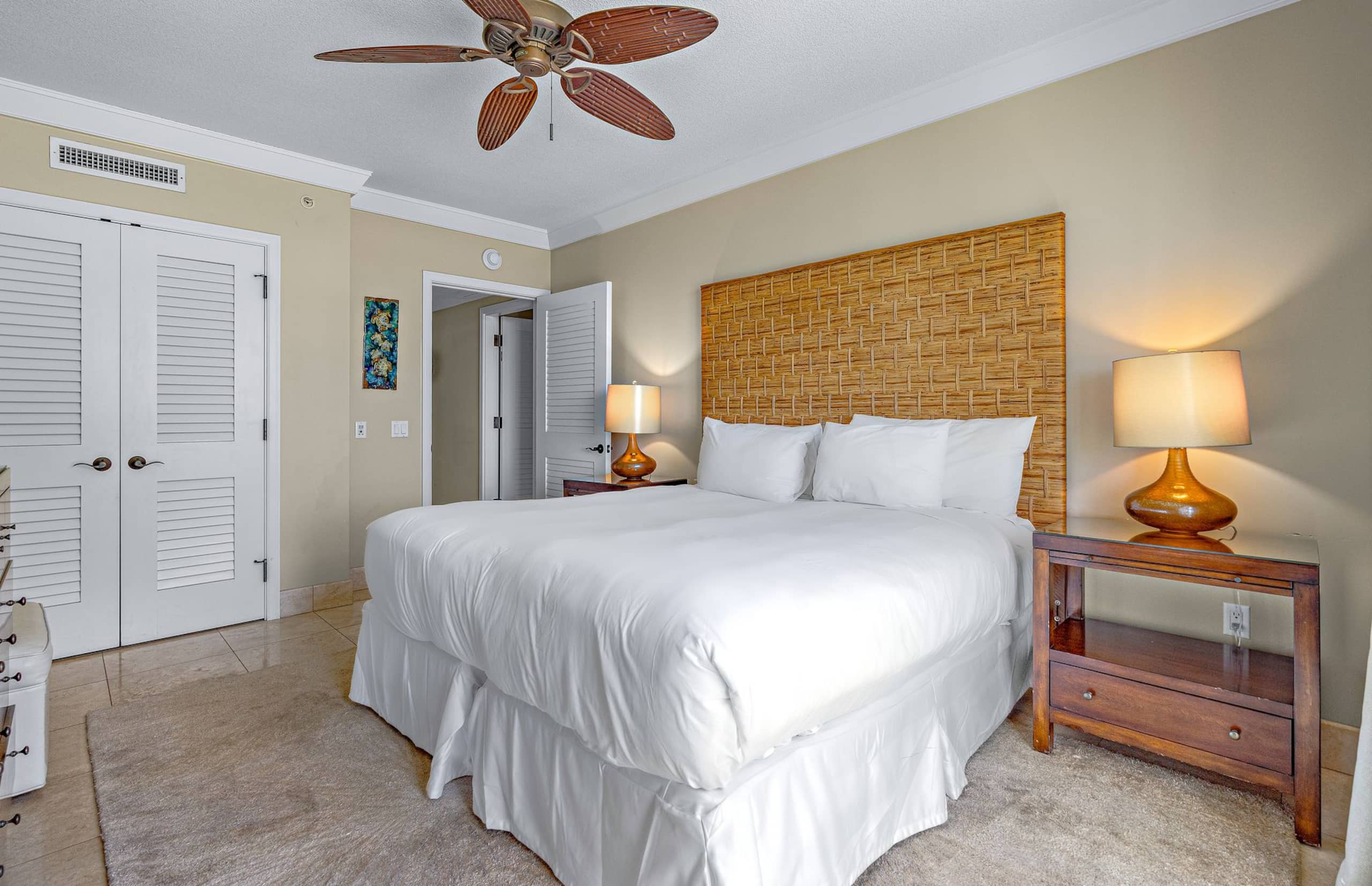 Condo in Lahaina · ★4.95 · 3 bedrooms · 4 beds · 3 baths - Image 2