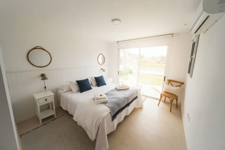 Chumba 3, Ghorofa ya 0