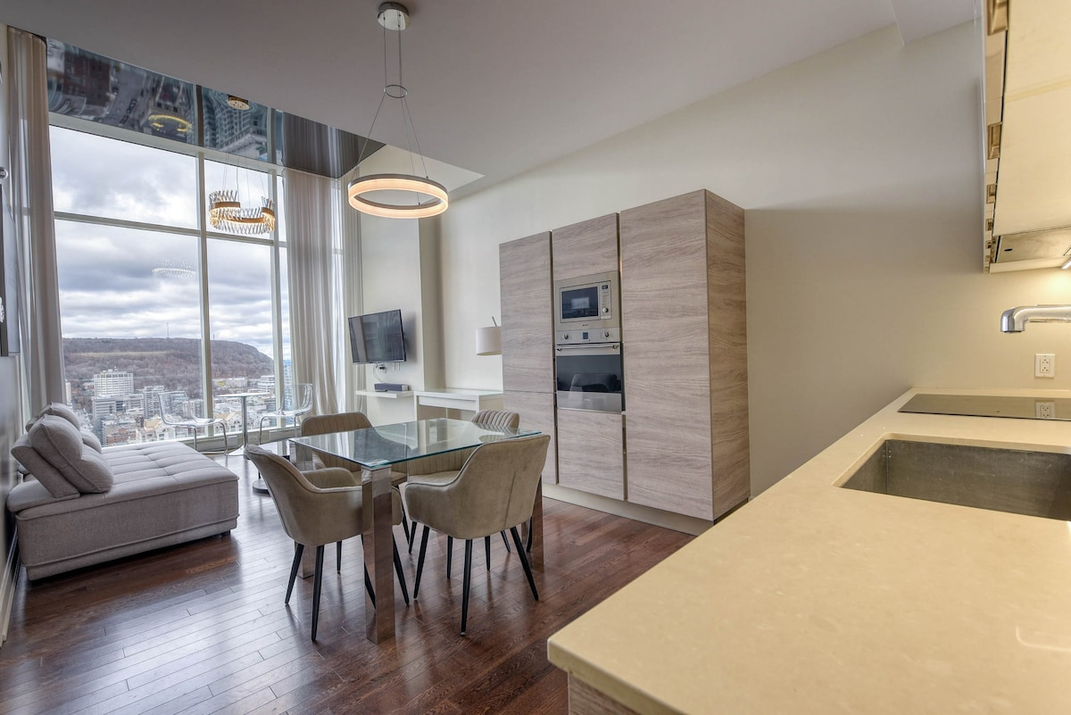 SUB-PENTHOUSE Montreal luxury tour, high ceiling - Condominiums