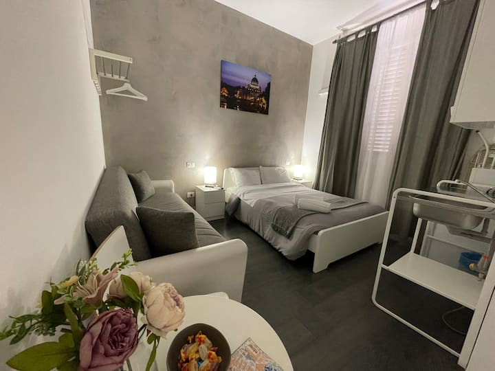 Suite Centrale Con Wifi  A Termini - Rome