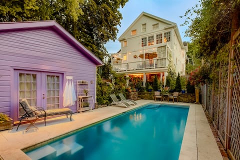 Palazzo Hudson: Luxury Home w/Pool, Hot tub, Sauna