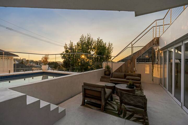 Villa 7ty-One (incl. maid) gallery image 2