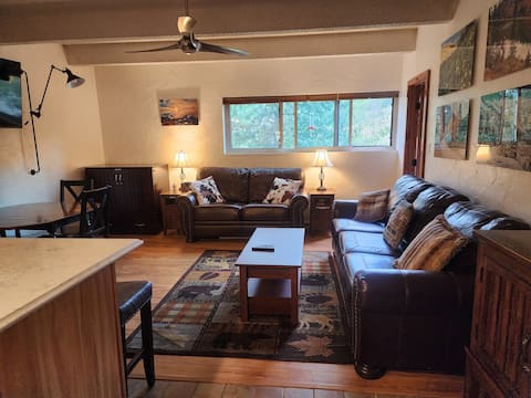 Successful Airbnb property: Copper Mt. Condo, Walk to Ski Lift in Copper Mountain