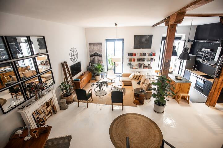 The loft at RetiroPark with private patio gallery image 2