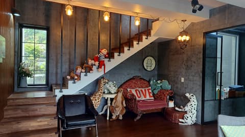 Moon River Studio Private House (Year-End Party, Campfire)