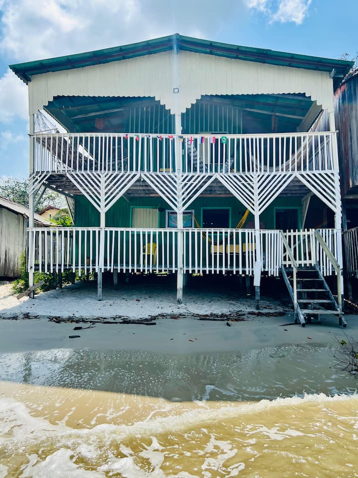Beach house on Algodao Island