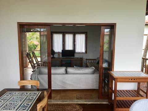 Popular Airbnb listing: Bungalow on the beach of Flecheiras in Trairi