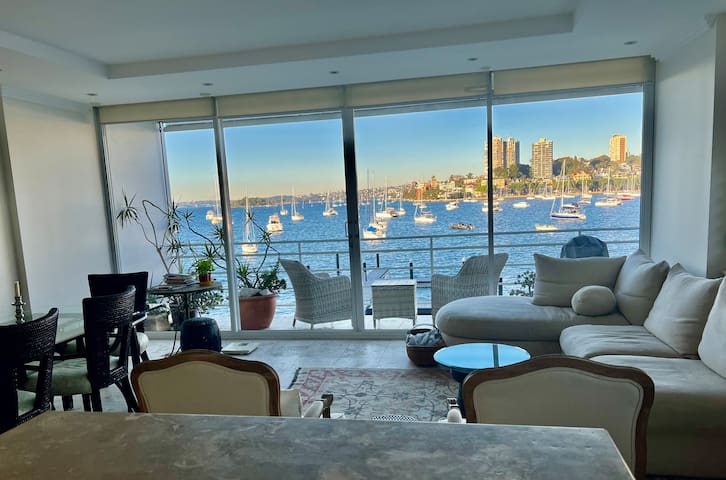 Waterfront Apartment on a quiet cul-de-sac