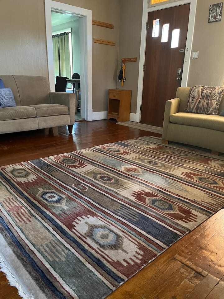 2 Bedroom In Historic District Nice Neighborhood - Pueblo, CO