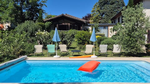 Comfortable Outbuilding + Private Pool Near Lyon