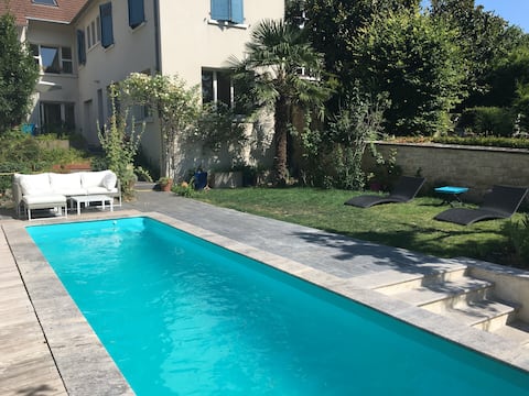 Rare Blue paradise 20 mn Paris center