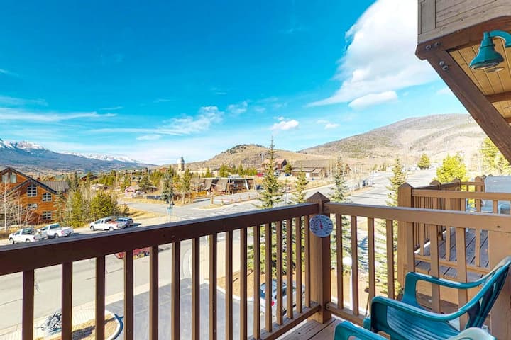 Stunning Studio Mountainview | Balcony - 딜런