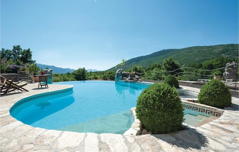 Gorgeous home in Grabovac with sauna