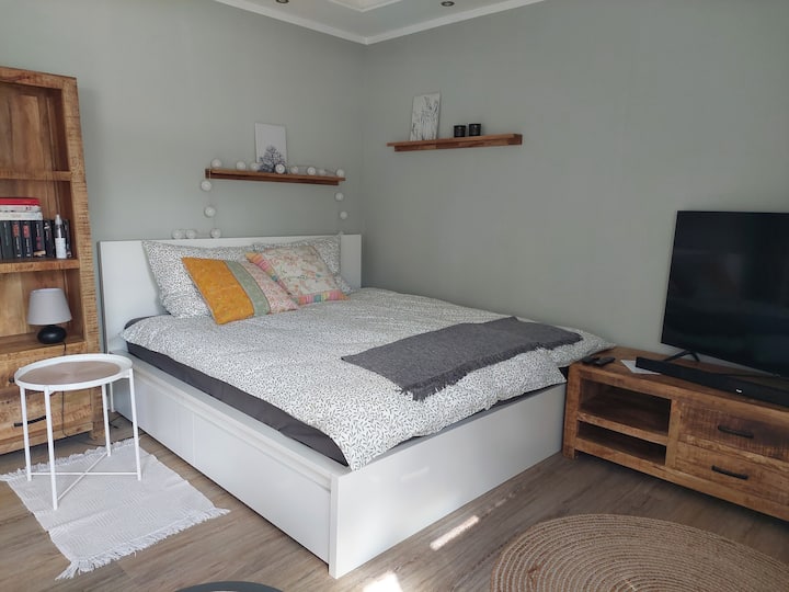 Cama doble de 180 cm 