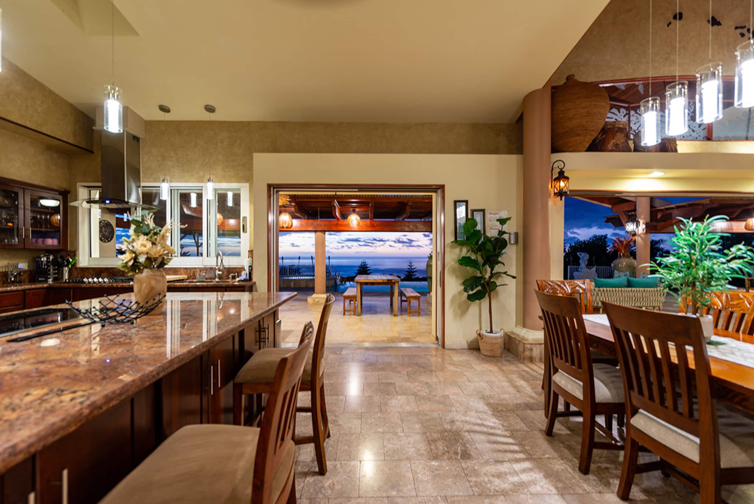 Villa in Kailua-Kona · ★4.81 · 7 bedrooms · 12 beds · 7 baths - Image 27