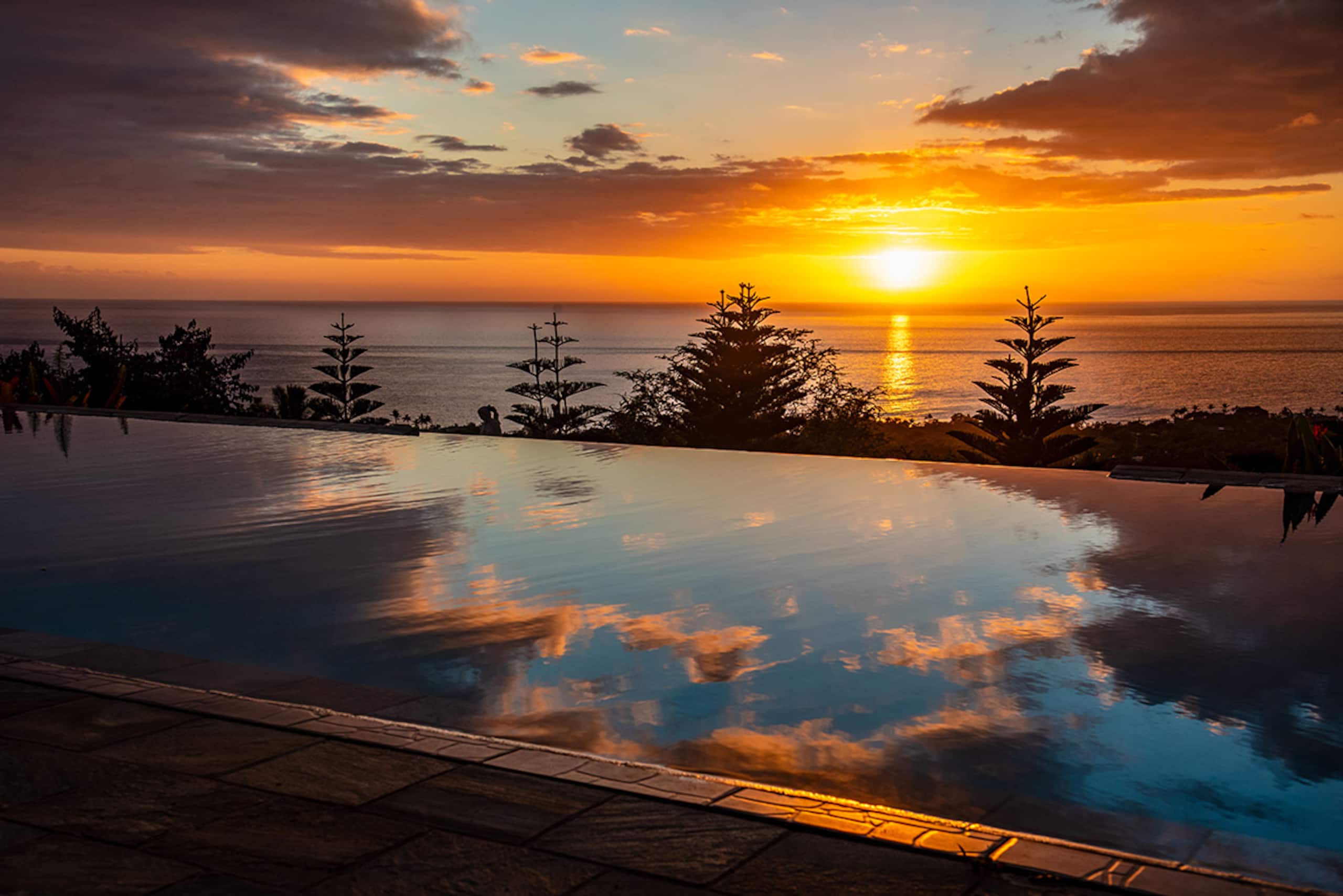 Villa in Kailua-Kona · ★4.81 · 7 bedrooms · 12 beds · 7 baths - Image 112