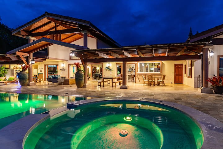 Quintessential blend of Luxury, hosted rental.