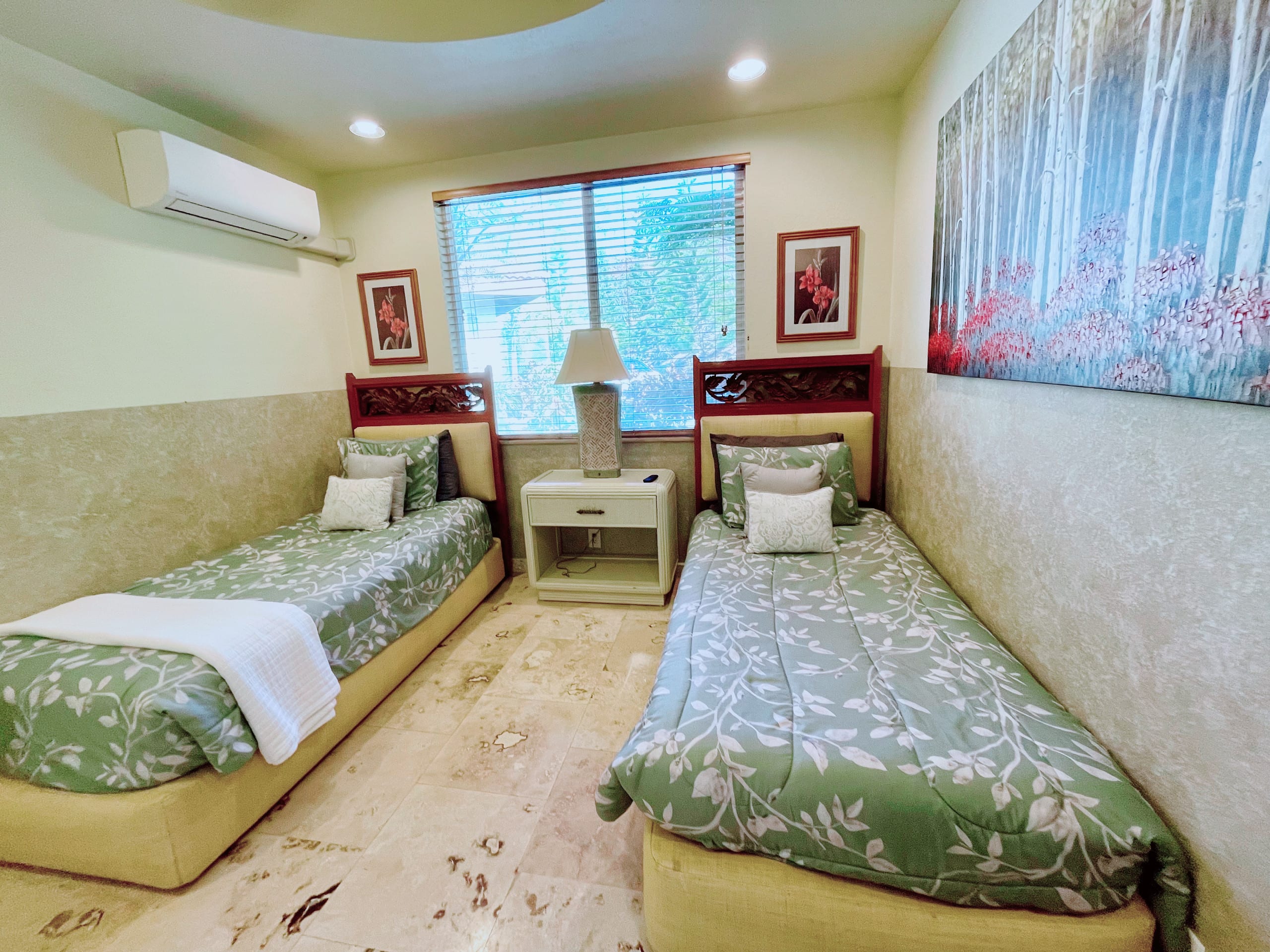 Villa in Kailua-Kona · ★4.81 · 7 bedrooms · 12 beds · 7 baths - Image 38
