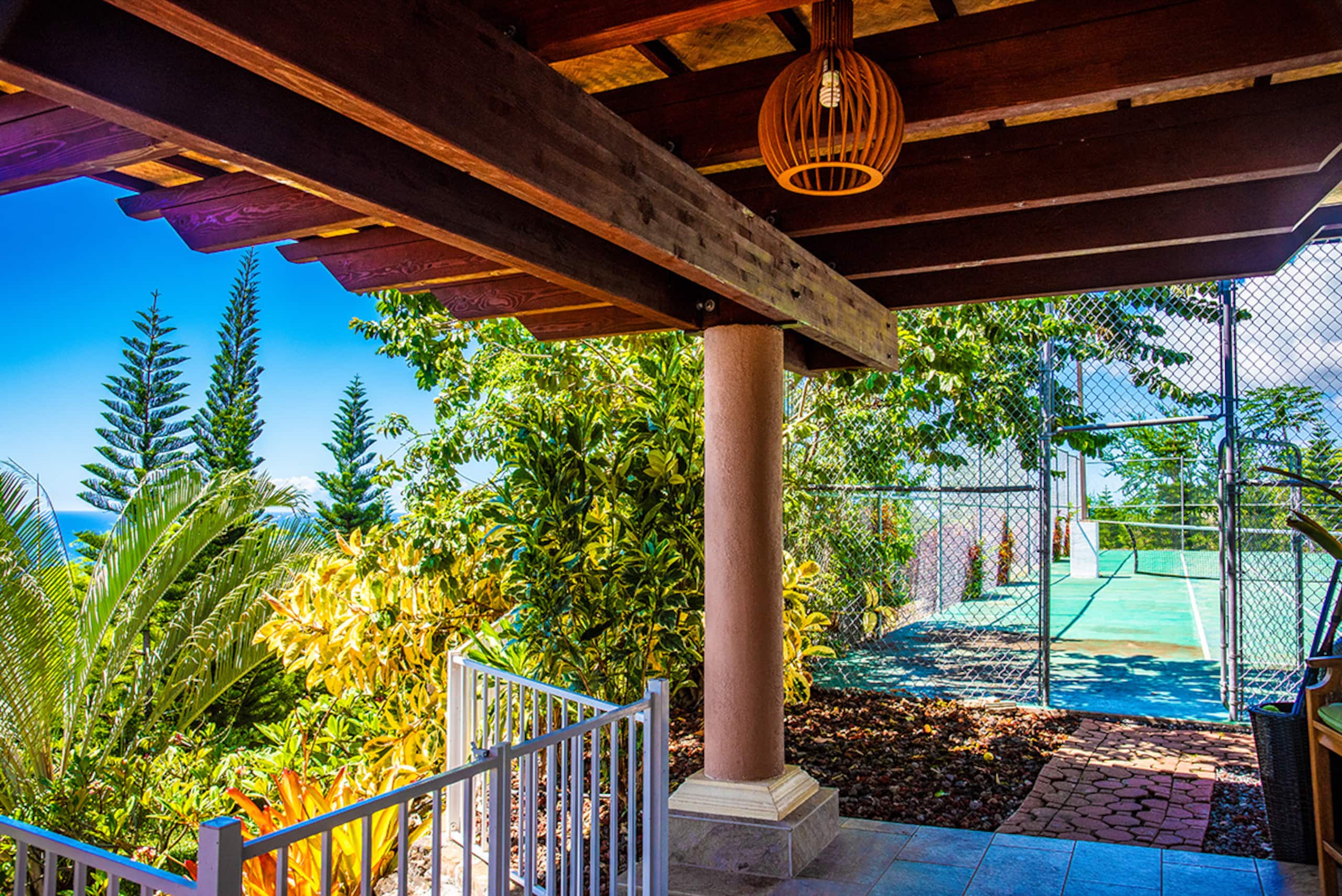 Villa in Kailua-Kona · ★4.81 · 7 bedrooms · 12 beds · 7 baths - Image 81