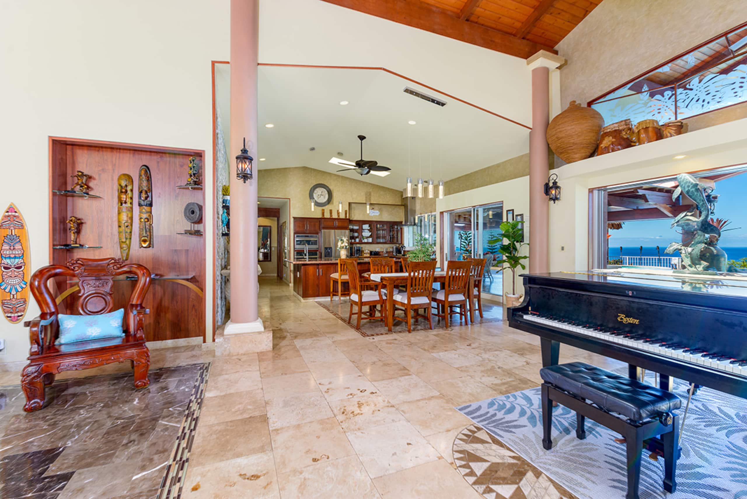 Villa in Kailua-Kona · ★4.81 · 7 bedrooms · 12 beds · 7 baths - Image 20