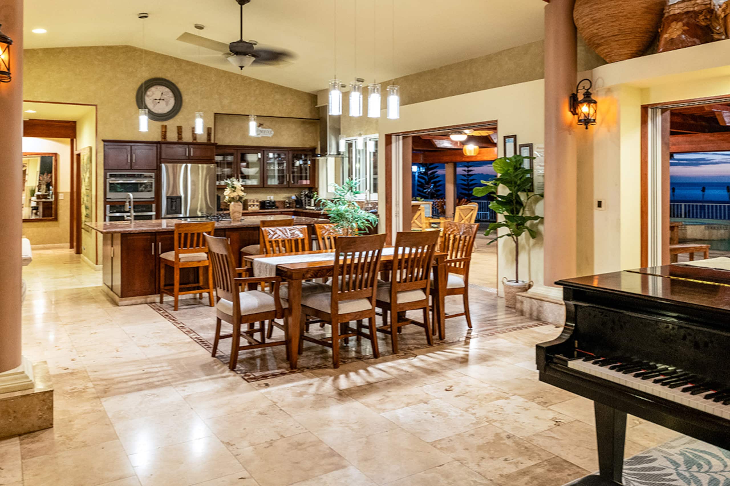 Villa in Kailua-Kona · ★4.81 · 7 bedrooms · 12 beds · 7 baths - Image 31