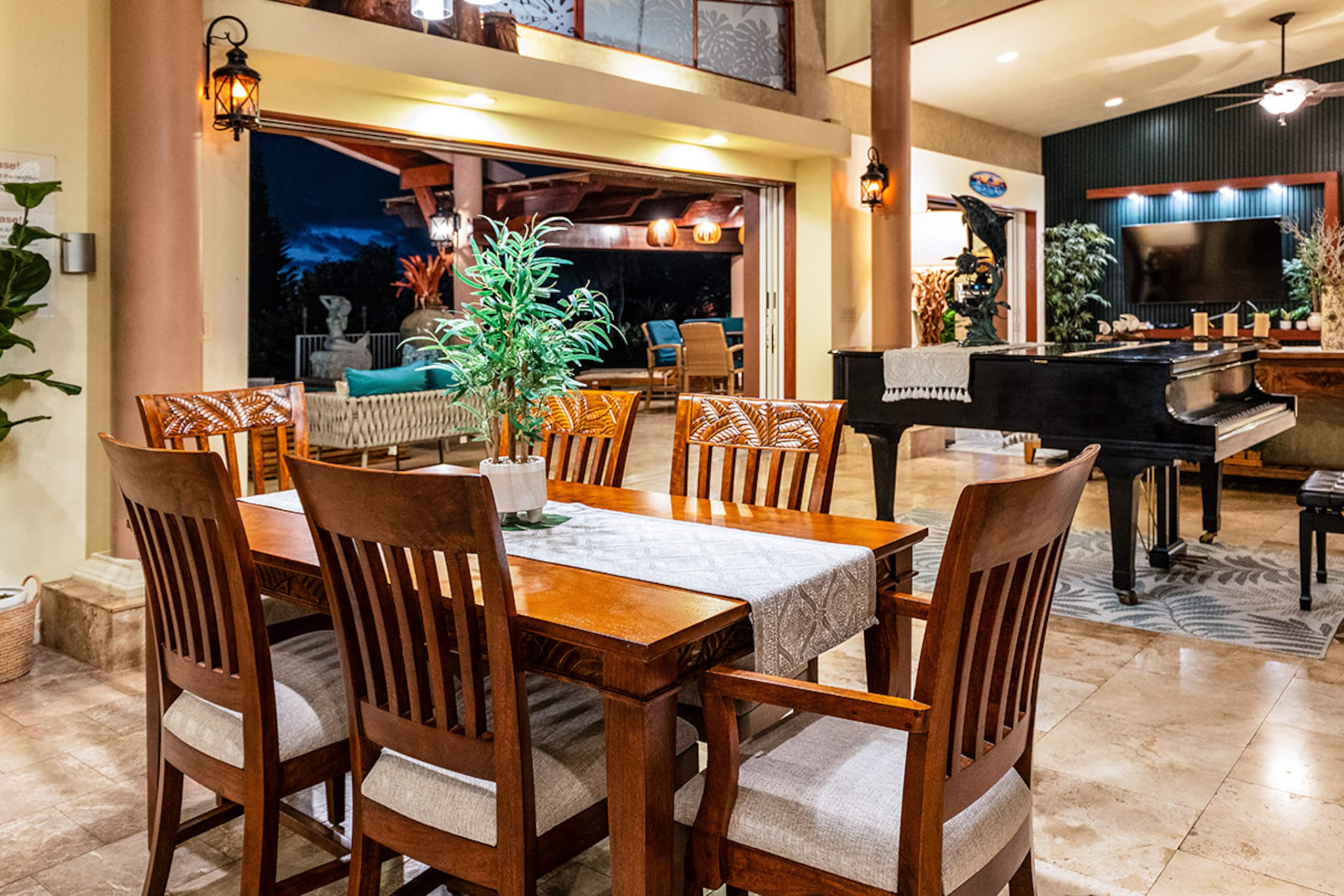 Villa in Kailua-Kona · ★4.81 · 7 bedrooms · 12 beds · 7 baths - Image 30