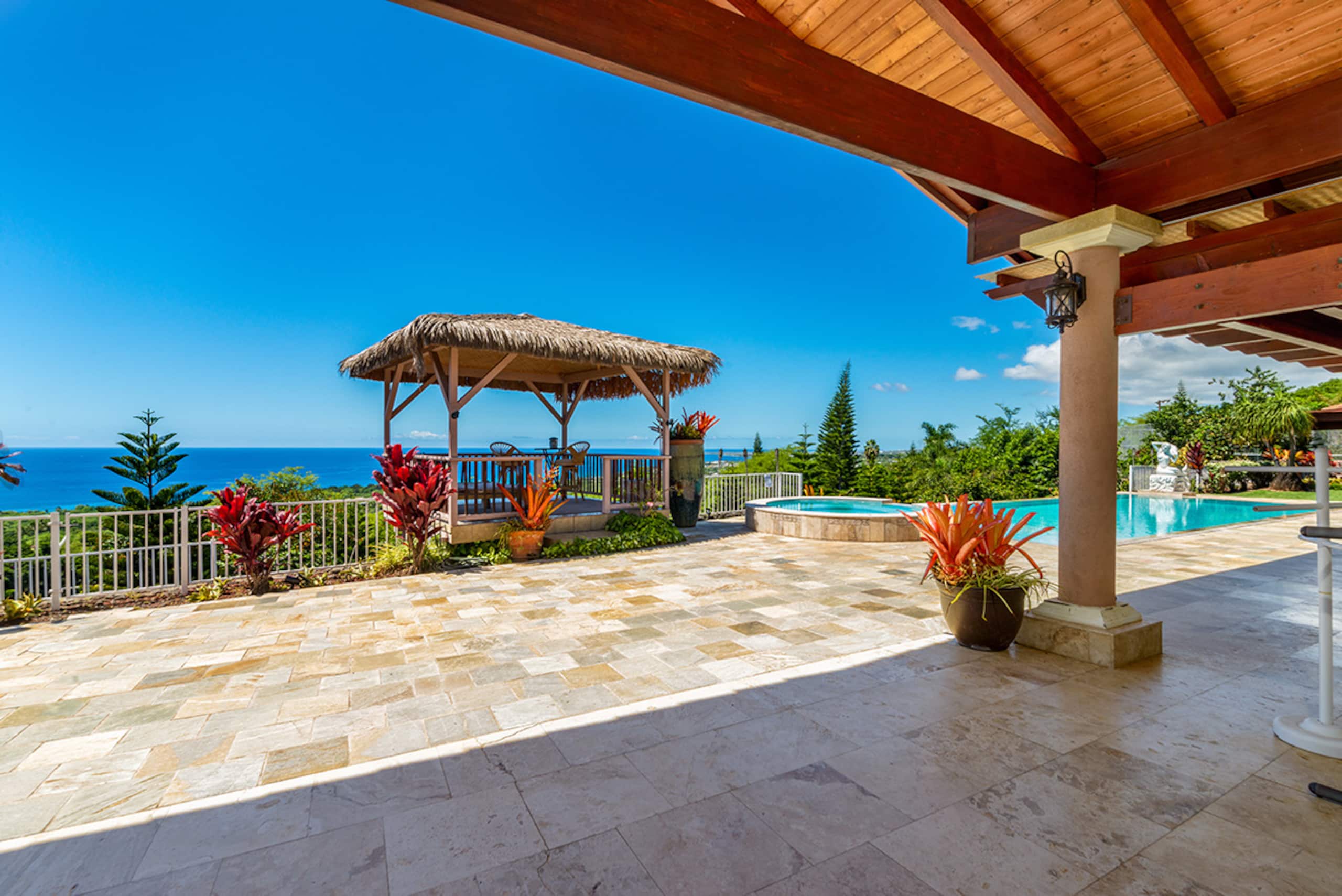 Villa in Kailua-Kona · ★4.81 · 7 bedrooms · 12 beds · 7 baths - Image 55