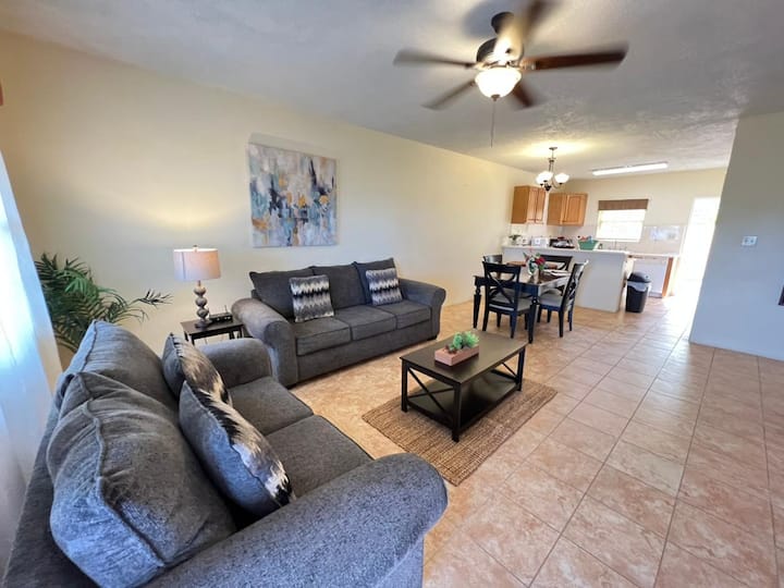 Agave Landings Beachside 1 Or 2br Apt-lower Floor - Antigua and Barbuda