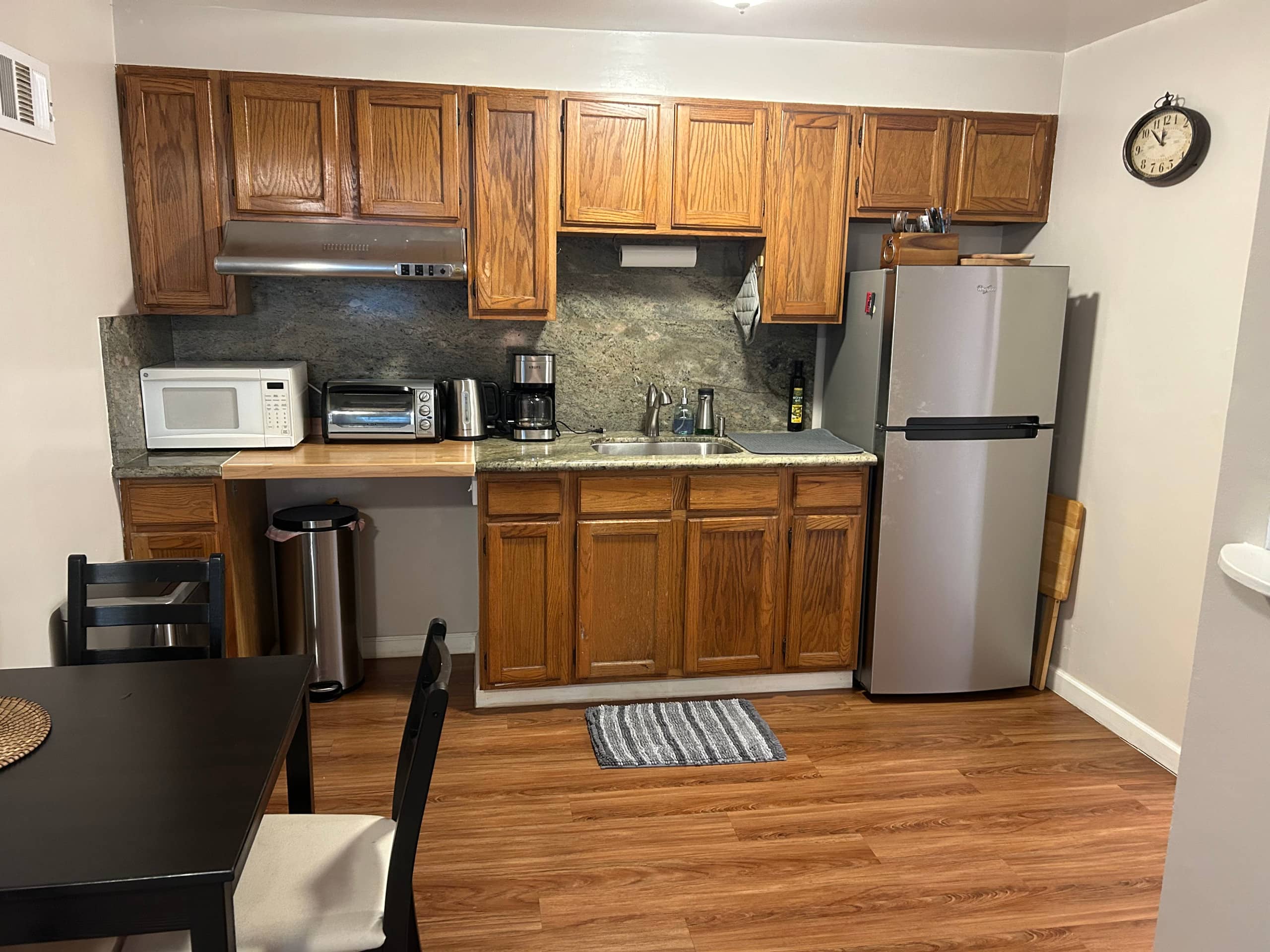 Home in San Francisco · ★4.89 · 2 bedrooms · 3 beds · 1 bath - Image 10