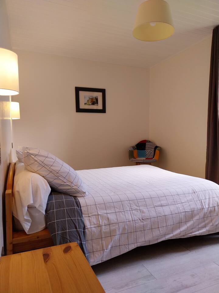 საძინებელი 2