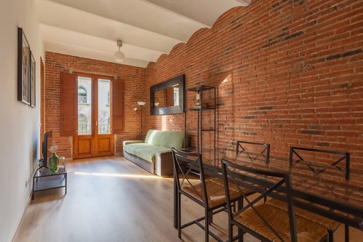 Classic Style Apartment By Sagrada Familia - Barcelona
