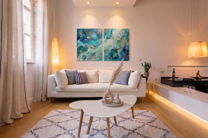 Rustic Stoneandcontemporary Style At Coastal Home. - Dubrovnik