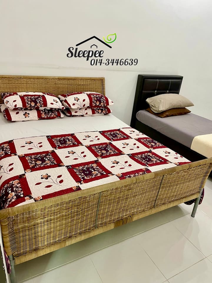 Schlafzimmer 4