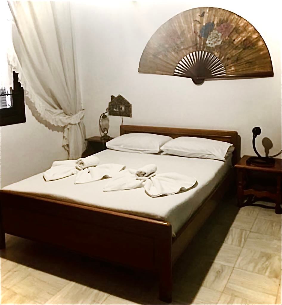 غرفة النوم 1