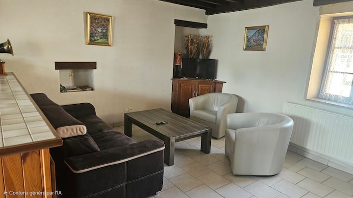 Gîte 2 éToiles Au Cœur Du Mâconnais, Cour Fermée - Juliénas