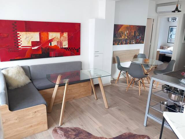 140sqm 5 bd apt next to Aristotelous square gallery image 3