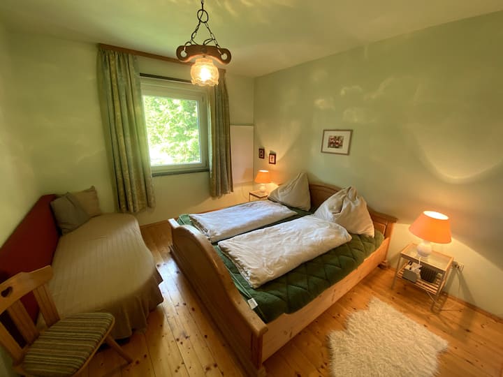 غرفة النوم 2