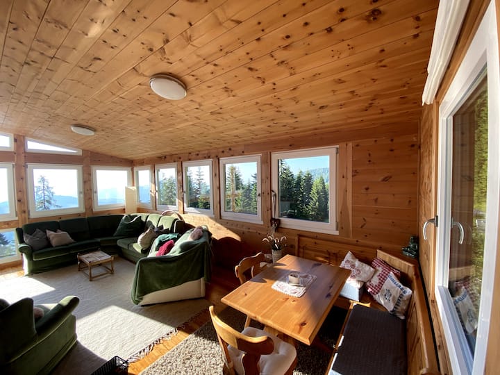 غرفة المعيشة