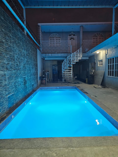 home with swimming pool Bello Horizonte 1 Managua