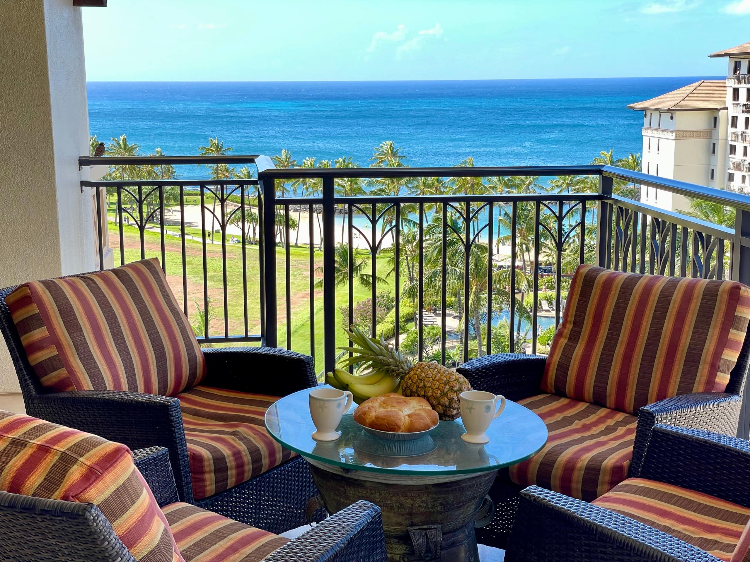 Villa in Honolulu County · ★4.97 · 2 bedrooms · 4 beds · 2 private baths - Image 18