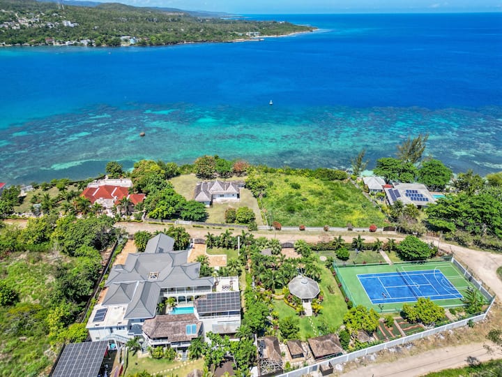 Fully Staffed Villa | Chef & Butler | 8–16 Guests