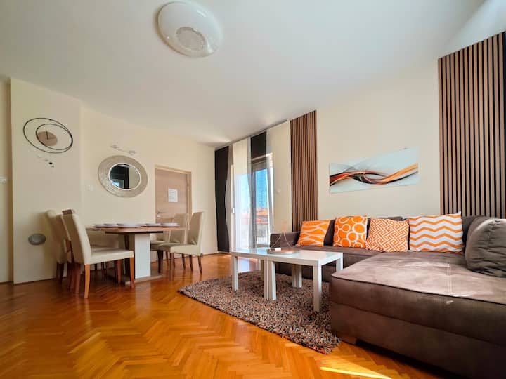 Stylish Family Apartment Near Beach, Free Parking - Zadar